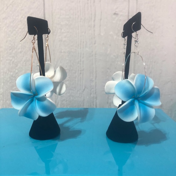 Foam Flower Earrings - Picture 11 of 11